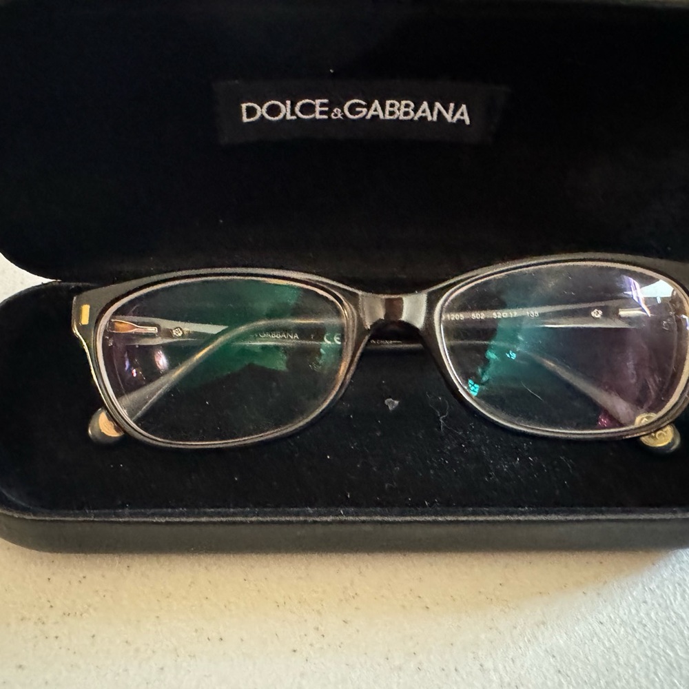 D & G pictured glasses and case!